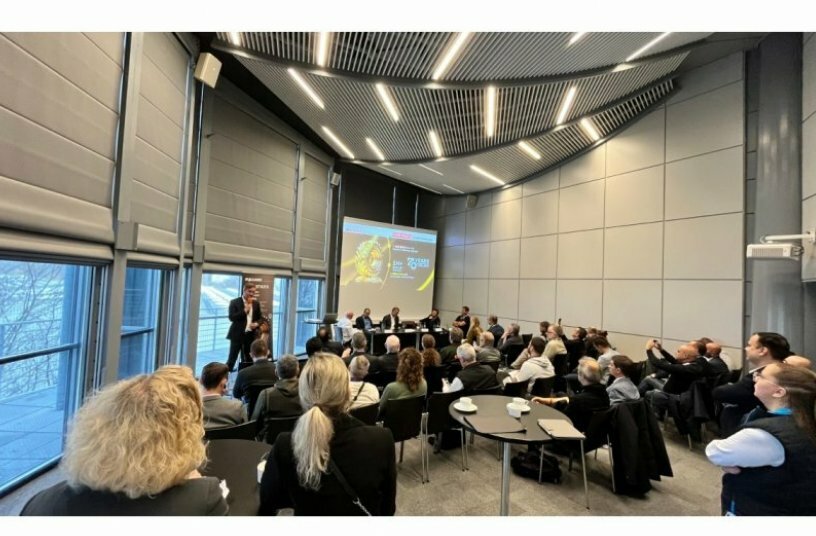 Pressekonferenz der Alliance<br>IMAGE SOURCE: Yokohama-ATG