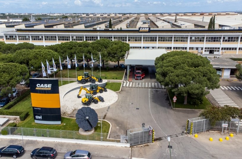 Aerial view of the Lecce Plant in Italy<br>IMAGE SOURCE: CNH Industrial N.V.