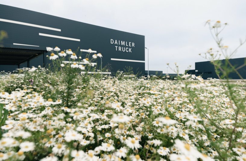 Daimler Truck Global Parts Center Halberstadt, Germany<br>IMAGE SOURCE: Daimler Truck AG