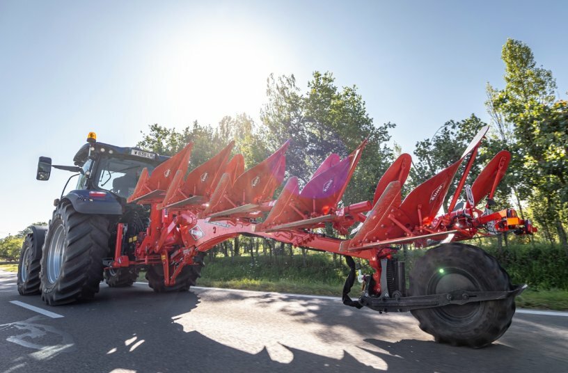 Neuer Anbaupflug MASTER M: Einfach, intuitiv und leistungsstark<br>BILDQUELLE: KUHN SAS