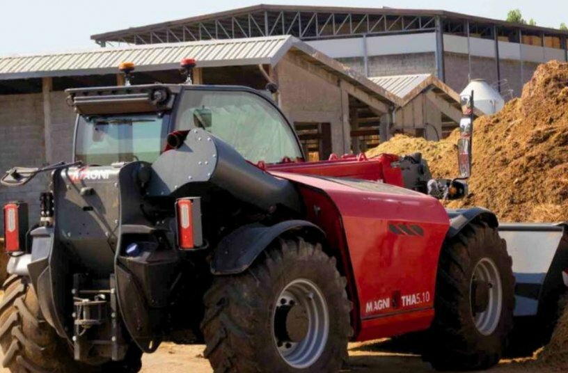 Magni THA Range<br>IMAGE SOURCE: Magni Telescopic Handlers Srl