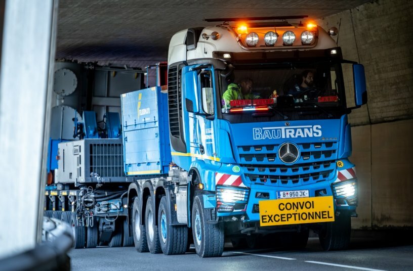 Precision work in narrow tunnels: Felbermayr experts at work.<br>IMAGE SOURCE: © Markus Völter