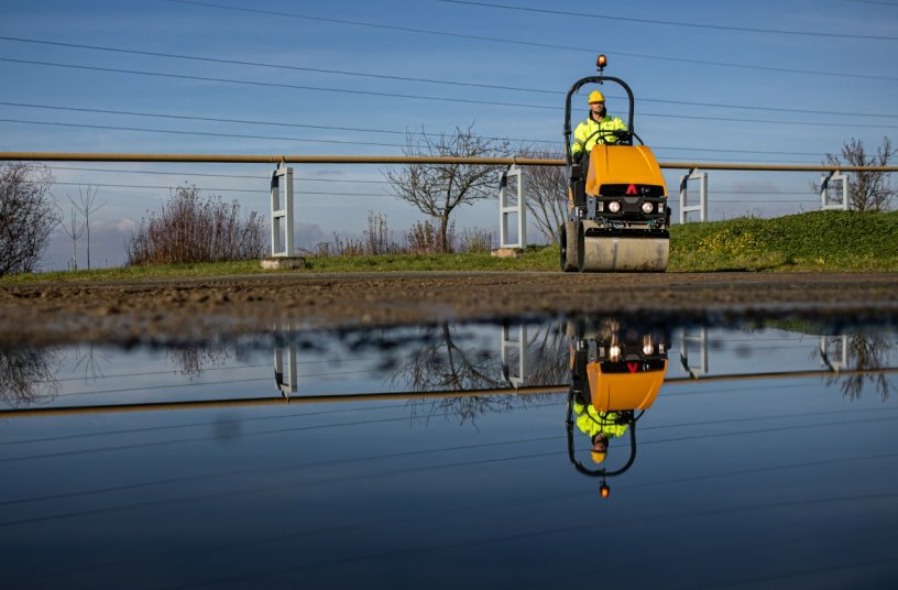 Ammann ARX 16<br>IMAGE SOURCE: Ammann