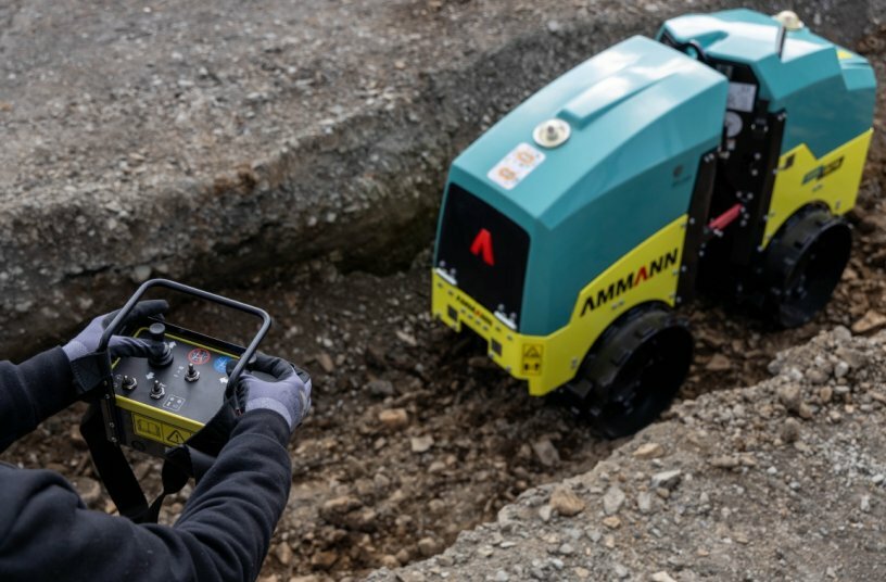 Ammann ARR 1575<br>IMAGE SOURCE: Ammann