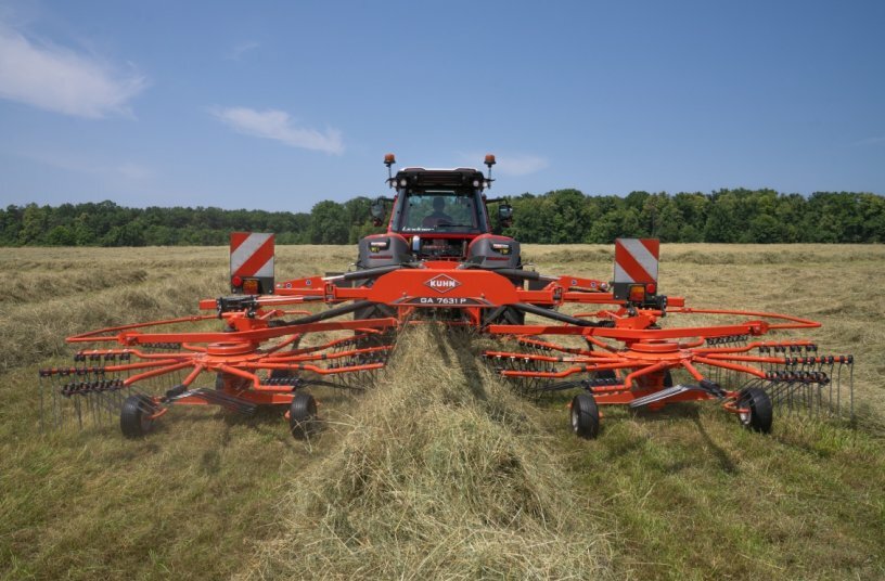 Dreipunkt-Zweikreiselschwader mit Mittenablage GA 7631 P<br>BILDQUELLE: KUHN SAS
