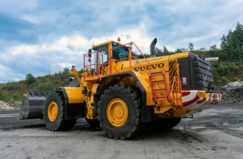 Volvo L350F rebuild demonstrates potential for sustainable industry ...