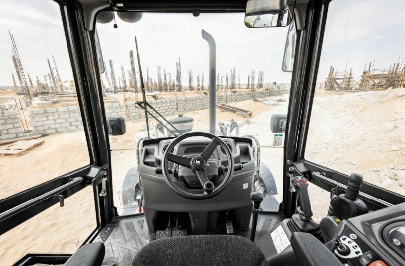 Bobcat B730 M-Series Cab<br>IMAGE SOURCE: DOOSAN BOBCAT EMEA