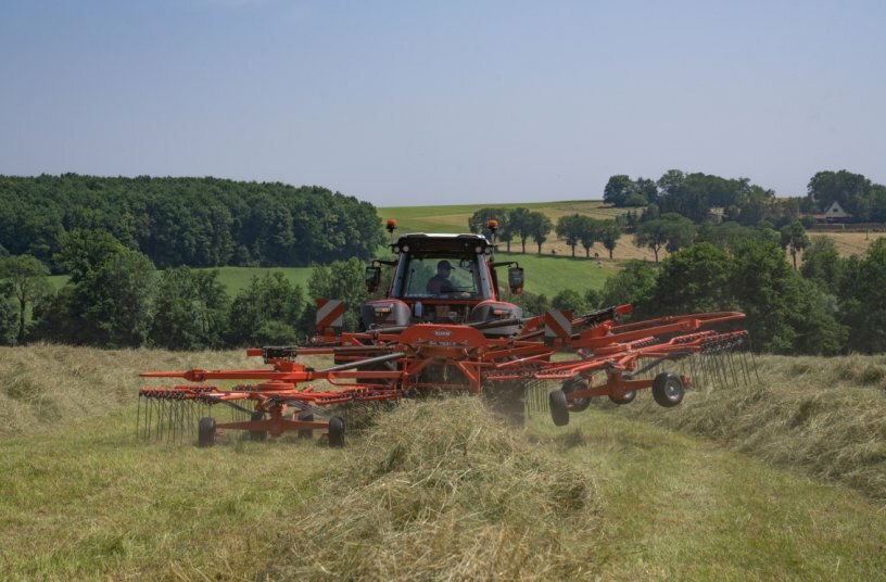 Dreipunkt-Zweikreiselschwader mit Mittenablage GA 7631 P<br>BILDQUELLE: KUHN SAS