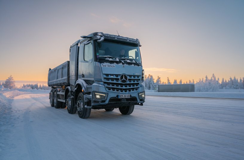 Neuer eArocs 400 überzeugt im Wintertest bei minus 20 Grad<br>BILDQUELLE: Daimler Truck AG