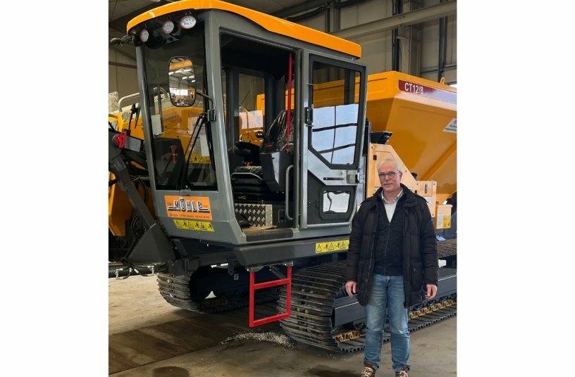 Thomas Moehle with his Mastenbroek CT12<br>IMAGE SOURCE: Mastenbroek