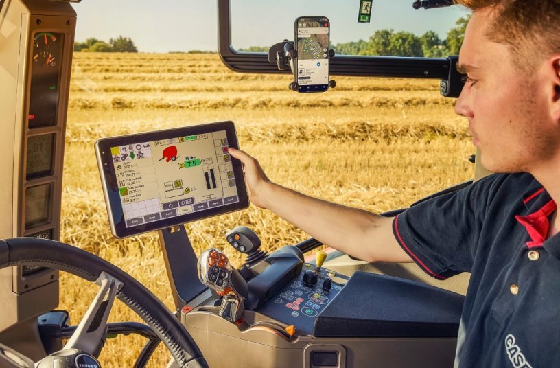 Case IH Upgrades Baler Lineup, Bringing High Performance Solutions to Every Field and Season<br>IMAGE SOURCE: Case IH