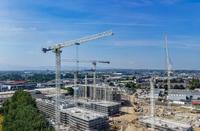 Irish Crane & Lifting supplies five Raimondi flat-tops for one of Ireland´s largest residential developments<br>IMAGE SOURCE: Raimondi Cranes