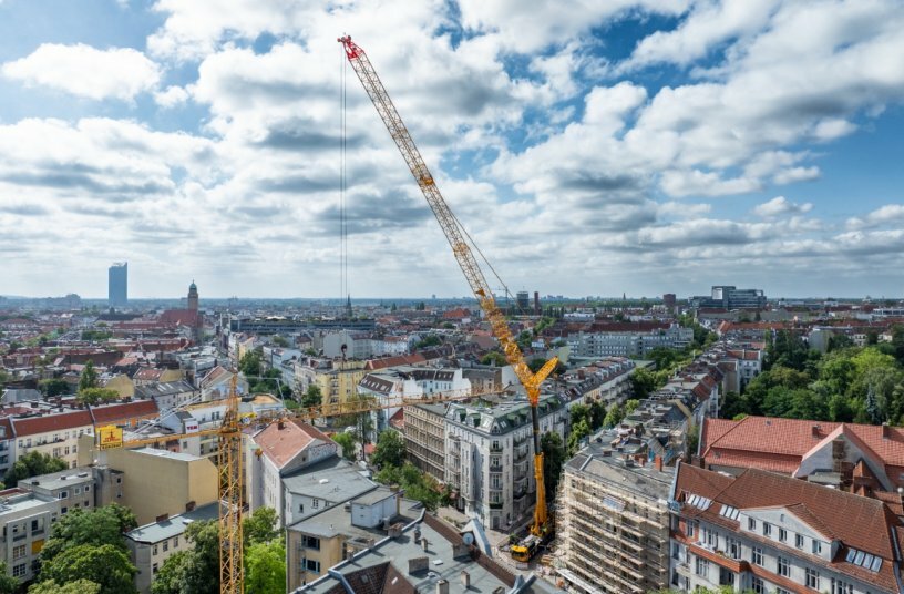 The view from the top: MOBI-HUB combined its engineering excellence with the power and reach of its Grove GMK6450-1 to dismantle a Potain MD 120 tower crane on a highly technical project in central Berlin.<br>IMAGE SOURCE: Manitowoc