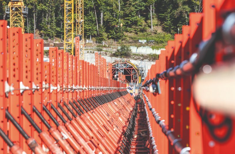 PERI engineers assisted with the construction of the piers, superstructure and tunnel portals using their solution expertise and modular, coordinated formwork and scaffolding systems.<br>IMAGE SOURCE: PERI SE