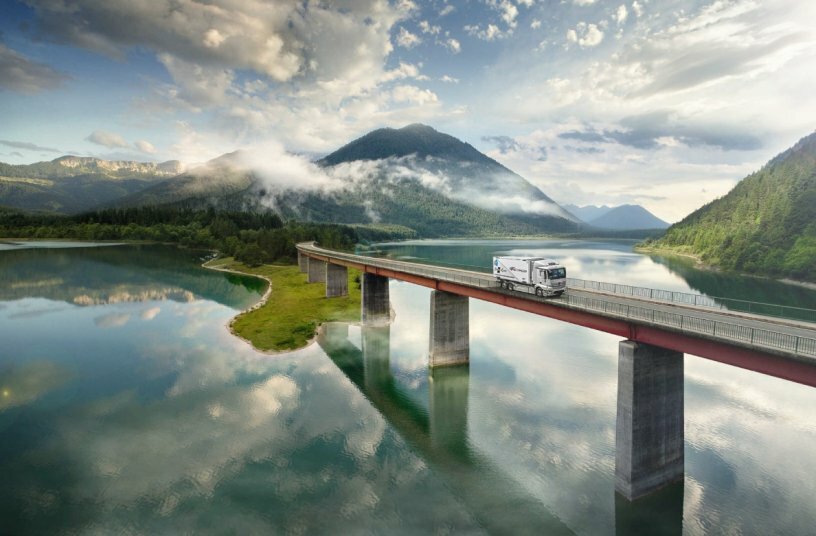 Integrated annual report sustainability.<br>IMAGE SOURCE: Daimler Truck AG