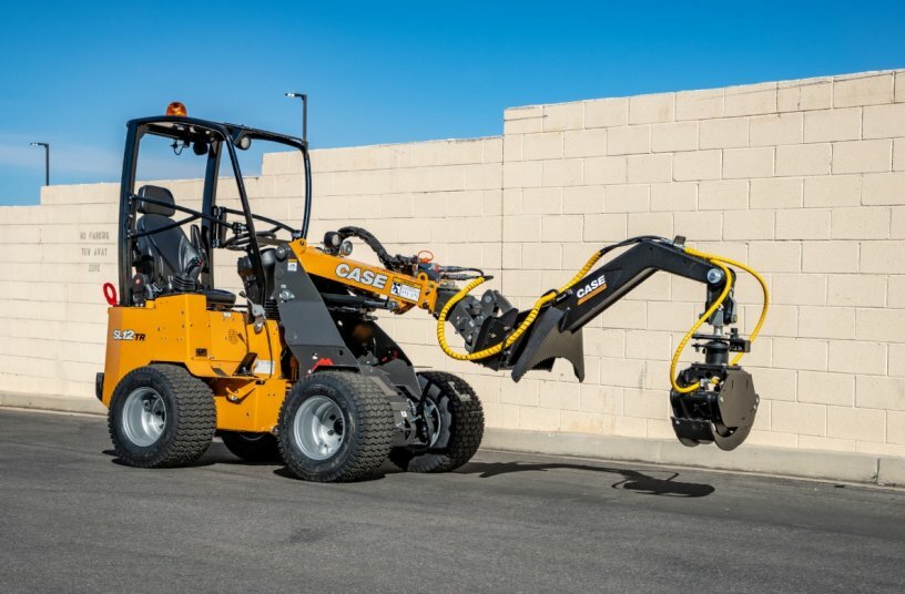 CASE SL12TR Small Articulated Loader<br>IMAGE SOURCE: CASE Construction Equipment