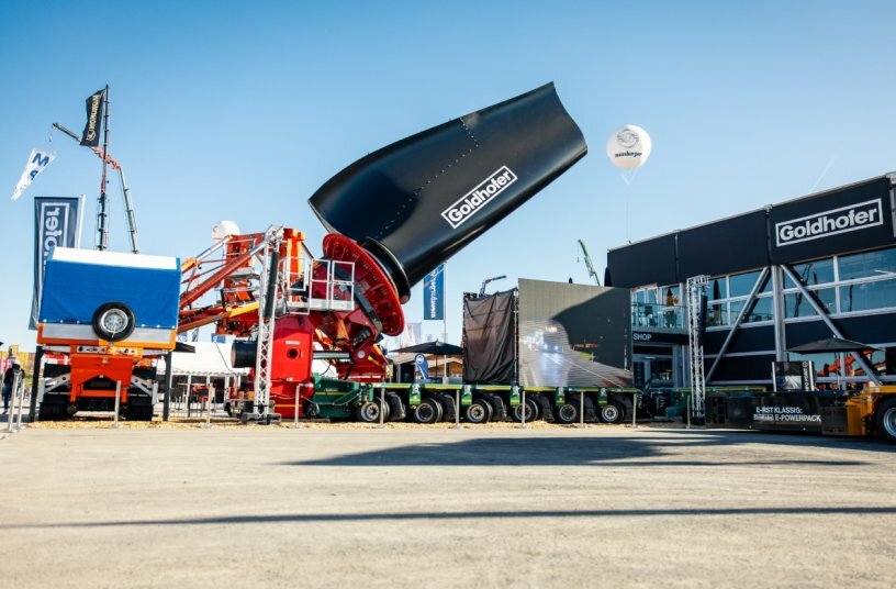 Goldhofer impressed with its exhibited heavy-duty portfolio<br>IMAGE SOURCE: Goldhofer AG