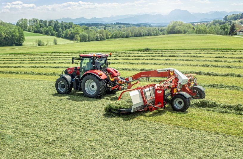 The new MERGENTO with innovative features<br>IMAGE SOURCE: PÖTTINGER Landtechnik GmbH