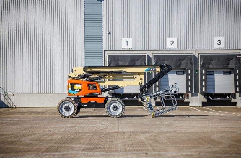 JLG EC450 Compact Seitenansicht<br>BILDQUELLE: JLG
