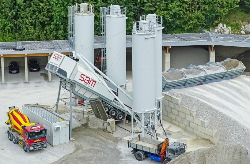 Thanks to high-quality design and flexible installation, SBM EUROMIX mixing plants – shown here: EUROMIX 3300 SPACE – are also suitable as additions to, or replacements for, stationary concrete plants.<br>IMAGE SOURCE: SBM Mineral Processing