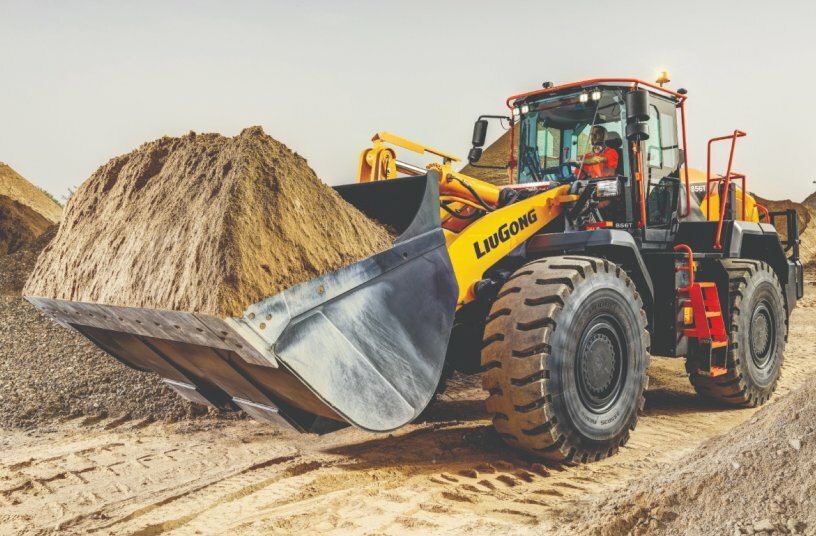 LiuGong 856T<br>IMAGE SOURCE: LiuGong