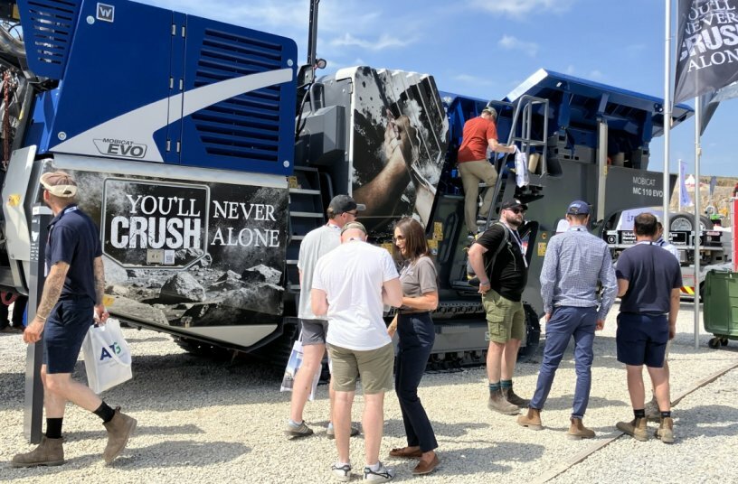 Der MOBICAT MC 110 EVO2 von Kleemann eignet sich zur Vorzerkleinerung nahezu aller Naturgesteine sowie für zahlreiche Recyclinganwendungen.<br>BILDQUELLE: WIRTGEN GROUP