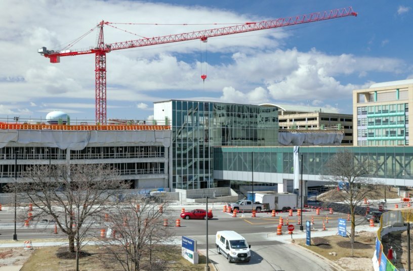 Two scopes, two cranes, one campus: Potain tower cranes support major hospital-campus build in Milwaukee