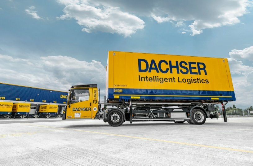 The KAMAG ePM as an emission-free solution for swap body transportation at Dachser.<br>IMAGE SOURCE: TII Group
