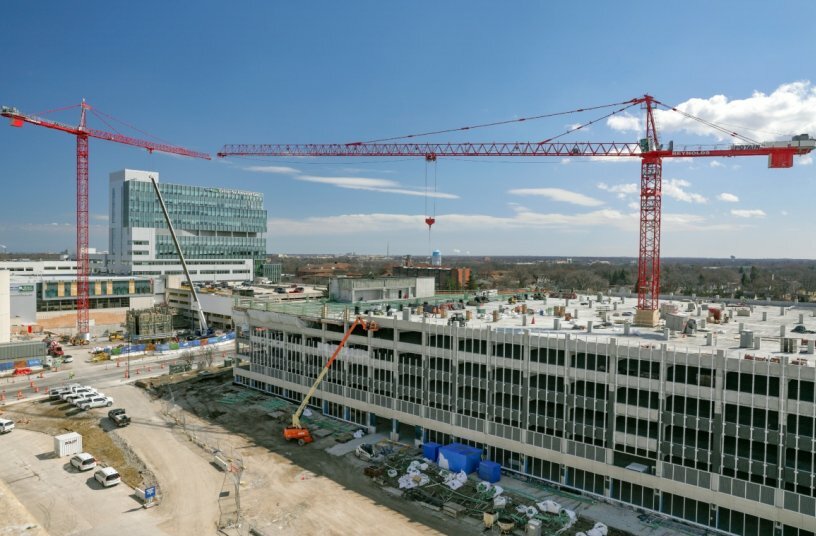 Two scopes, two cranes, one campus: Potain tower cranes support major hospital-campus build in Milwaukee<br>IMAGE SOURCE: Manitowoc