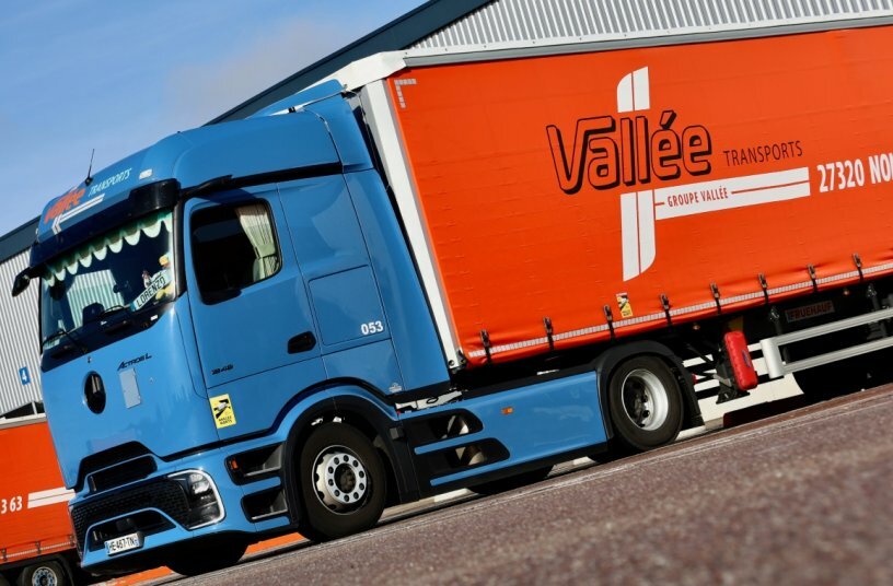 Transports Vallée in France is investing in the future: First Mercedes-Benz eActros 600 and 62 Actros L with ProCabin<br>IMAGE SOURCE: Daimler Truck AG