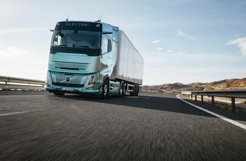 Volvo Trucks launches new electric trucks with improved performance and ranges of up to 700 km – a new benchmark for electric heavy-duty trucks.<br>IMAGE SOURCE: Volvo Trucks