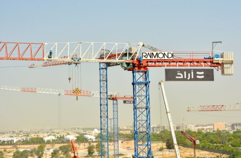 Eight Raimondi flat-top tower cranes deployed in Sharjah, UAE<br>IMAGE SOURCE: Raimondi Group LLC FZ