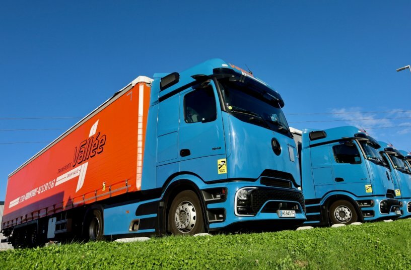 Transports Vallée in France is investing in the future: First Mercedes-Benz eActros 600 and 62 Actros L with ProCabin<br>IMAGE SOURCE: Daimler Truck AG