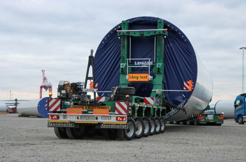 The Goldhofer solution ensures maximum safety even at high inclination angles<br>IMAGE SOURCE: Goldhofer AG