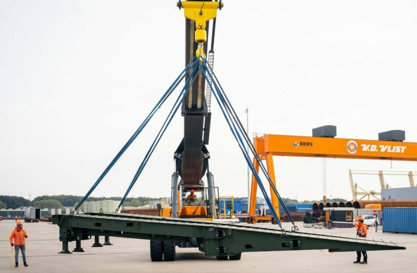 Mobile Loading Ramps for the Dutch Ministry of Defence | LECTURA Press
