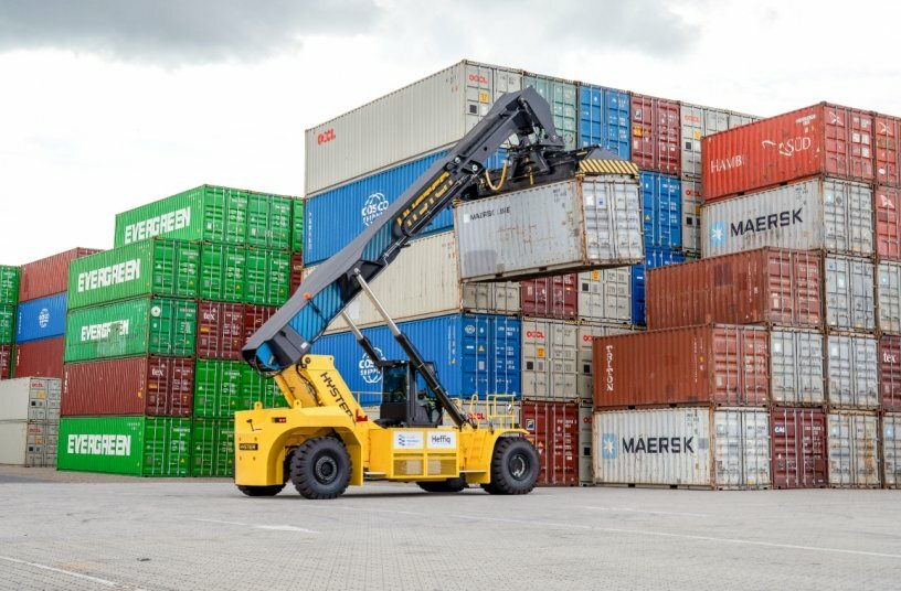 Hyster supplies battery electric ReachStacker to Inland Terminals Group in the Netherlands