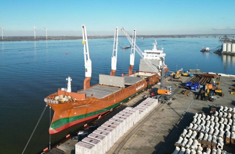 Mobilisation for the Marine Market<br>IMAGE SOURCE: Van der Vlist