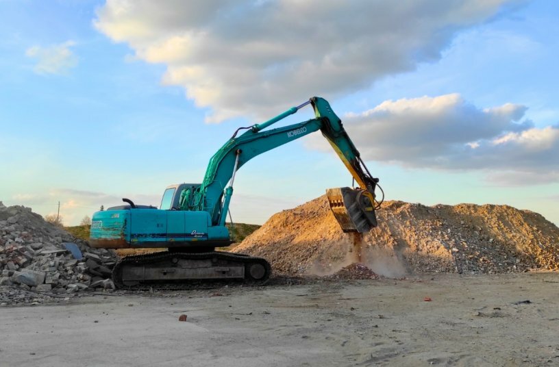 Episode 3: When to recycle concrete? The answer is now!<br>IMAGE SOURCE: MB Crusher