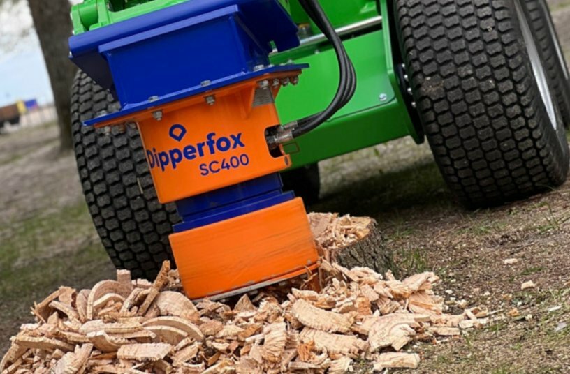 Dipperfox at ConExpo<br>IMAGE SOURCE: Dipperfox