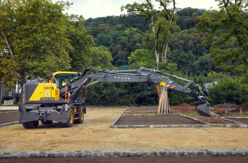 Volvo CE bringt die nächste Generation von Mobilbaggern mit branchenweit erster einziehbarer Zugangsleiter nach Nordamerika<br>BILDQUELLE: Volvo Construction Equipment