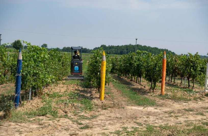 New Holland E15X Electric Power<br>IMAGE SOURCE: New Holland Agriculture