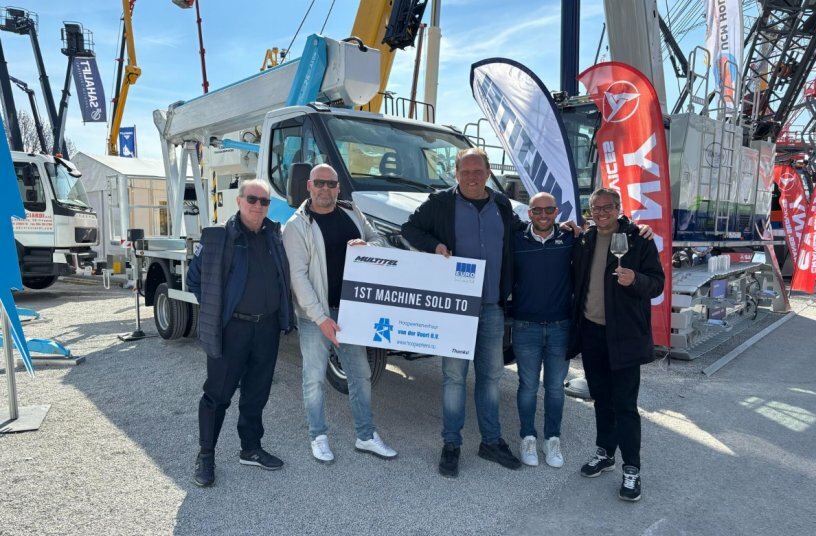 From left to right: Renzo Pagliero, Dwight Van der Voort, Rens in ‘t Veld, Mirko Rebuzzi, Remon Scheper.<br>IMAGE SOURCE: Multitel