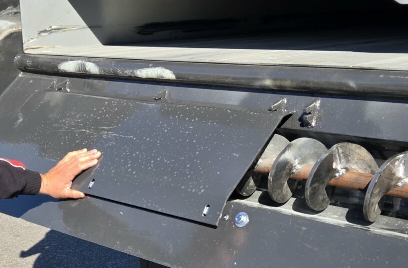 Fliegl Construction and Municipal Technology – Wiesel Compact Cover Plate<br>IMAGE SOURCE: Fliegl Bau- & Kommunaltechnik GmbH