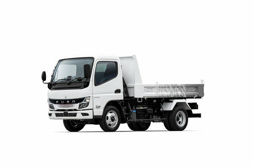 FUSO eCanter tipper with ePTO<br>IMAGE SOURCE: Daimler Truck AG