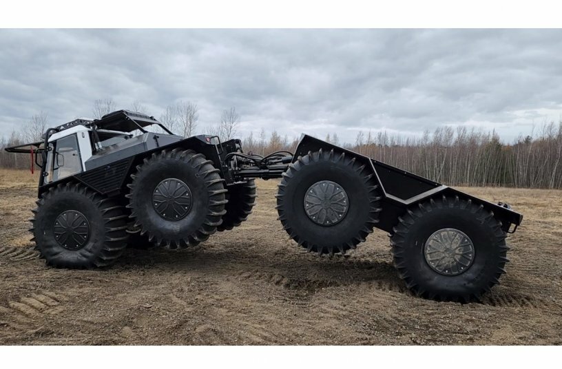 FAT TRUCK 8X8<br>IMAGE SOURCE: Zeal Motor Inc.