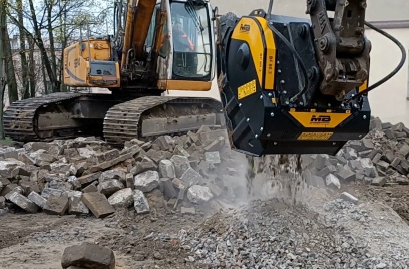 MB Crusher BF80.3<br>IMAGE SOURCE: MB Crusher