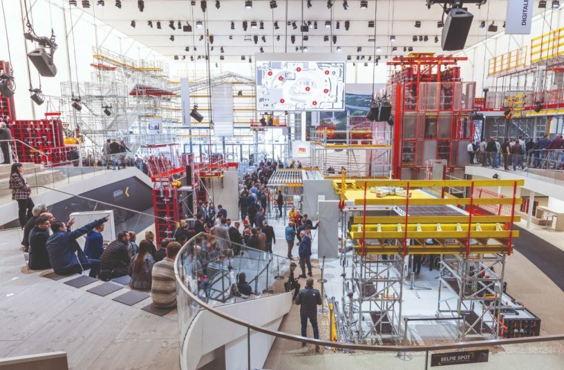 Five times a day, PERI product experts will give live demonstrations of how valuable time can be saved at construction sites – all while maintaining the same high quality and safety standards.<br>IMAGE SOURCE: PERI SE