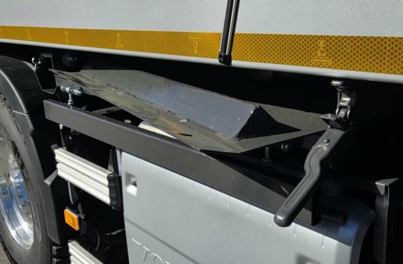 Fliegl Bau- und Kommunaltechnik – Wiesel Compact Staufach für Zubehör<br>BILDQUELLE: Fliegl Bau- & Kommunaltechnik GmbH
