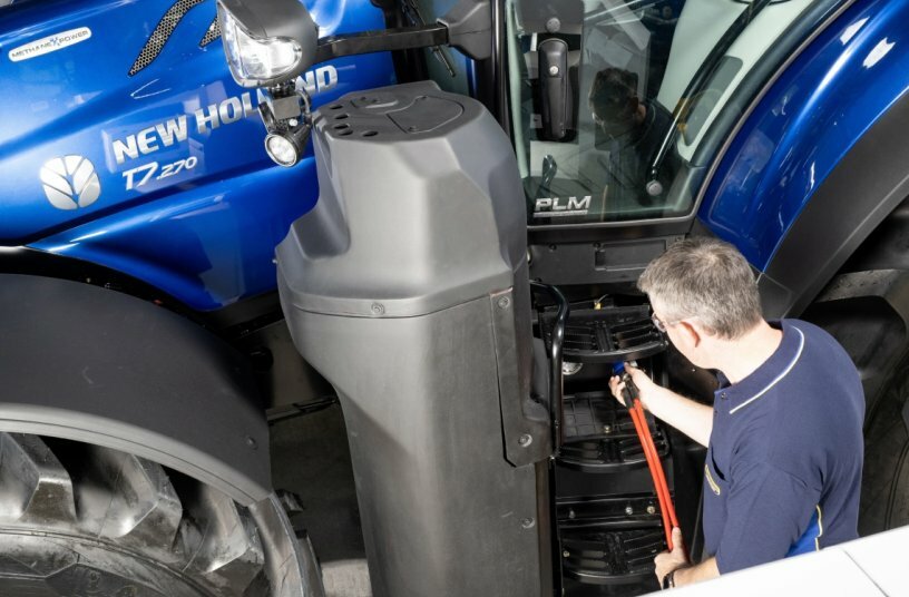 New Holland T7.270 Methane Power<br>IMAGE SOURCE: New Holland