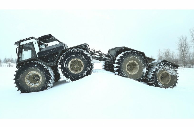 FAT TRUCK 8X8<br>IMAGE SOURCE: Zeal Motor Inc.